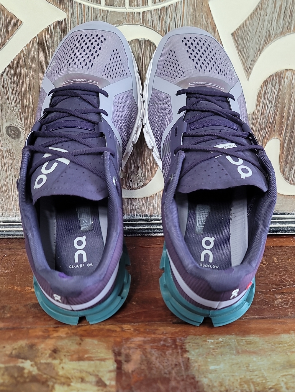 On Running Cloudflow "Violet/Tide" Wmns 9.5, Good Condition Fast Shipping - Picture 8 of 16